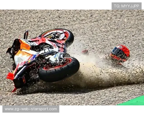 MotoGP马奎斯极限刹车救车成功